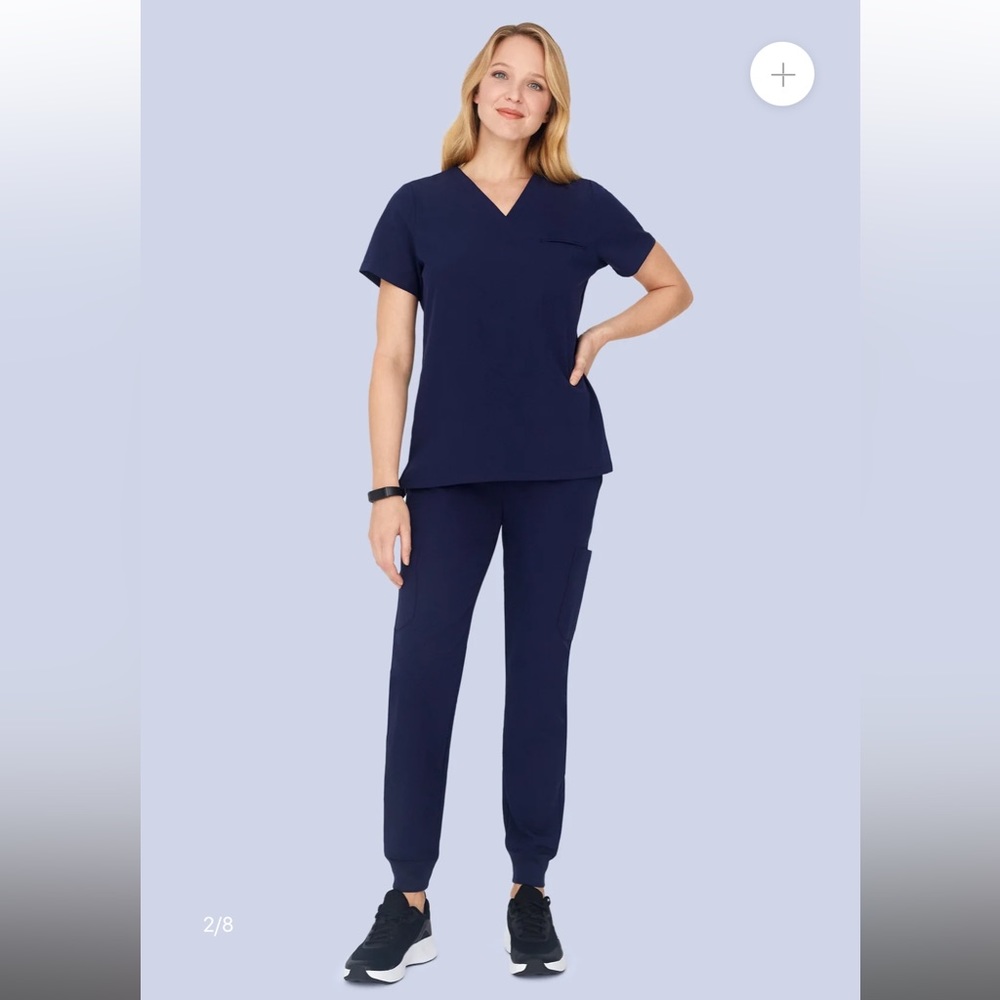 NWT NEVER WORN NAVY BLUE MANDALA SCRUB SET SIZE LARGE